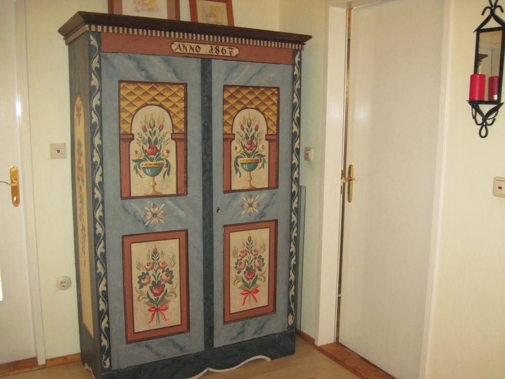 Chalet Catton Four Bedroom Appartement Near Bad Kleinkirchheim ราเดนไทน์ ภายนอก รูปภาพ