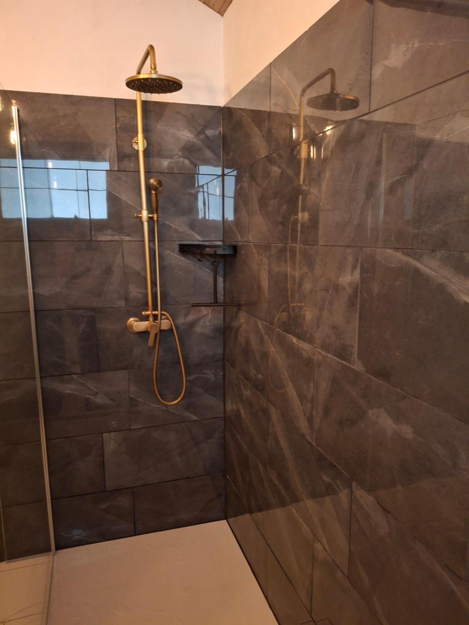 Chalet Catton Four Bedroom Appartement Near Bad Kleinkirchheim ราเดนไทน์ ภายนอก รูปภาพ